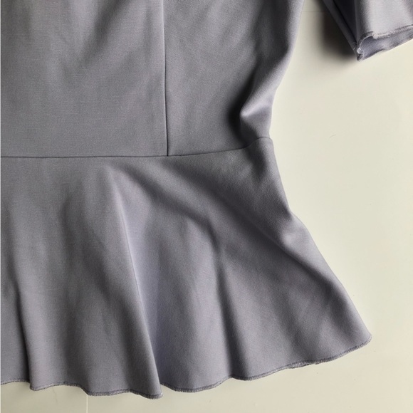 ARITZIA Babaton Barrett Peplum Women’s Top Size S Back Zip Lilac‎ Ruffle - Picture 4 of 15